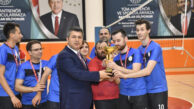 Şampiyona Kupasını, Vali Kırbıyık Verdi