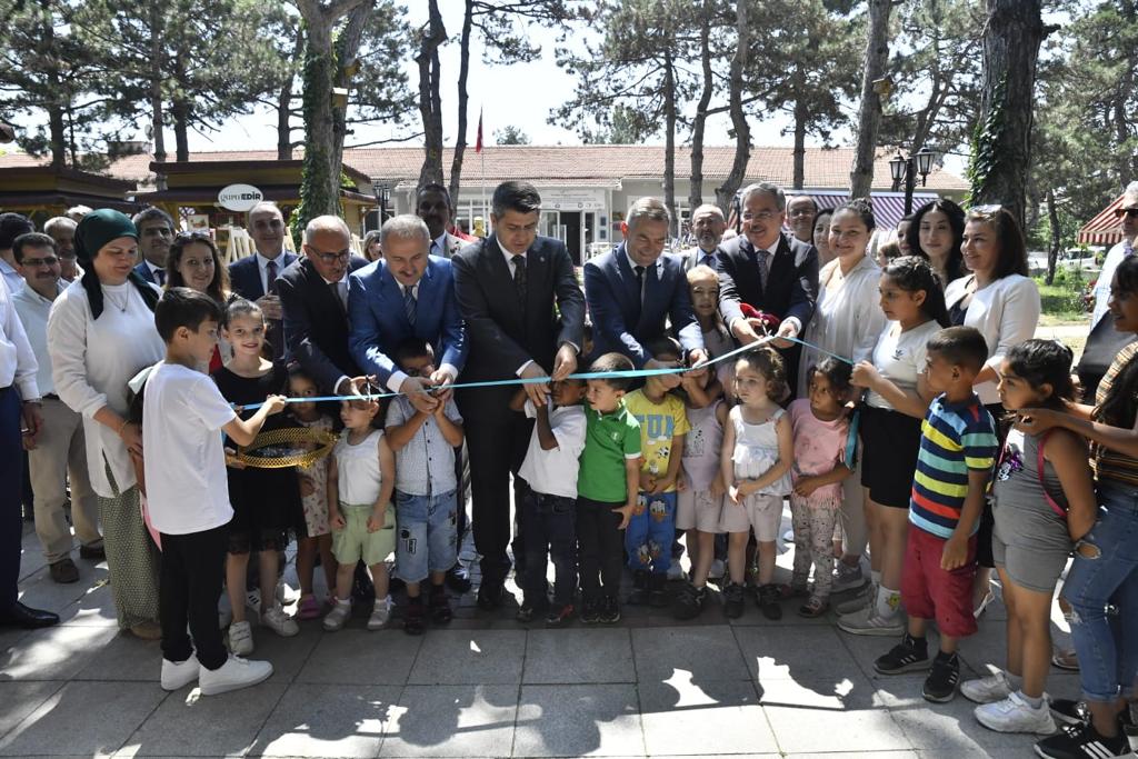 Karaağaç Mustafa Necati İlkokulunda