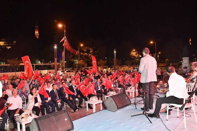 Edirne, 15 Temmuz Demokrasi ve Milli Birlik Gününde Tek Yürek Oldu