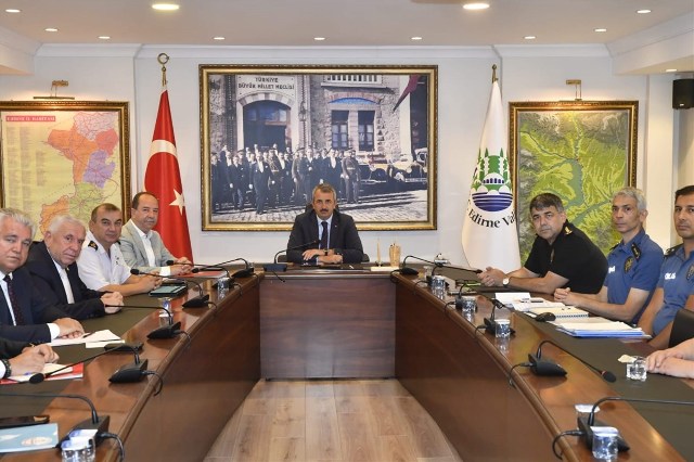 Trafik Komisyonu Toplantısı, Vali Sezer Başkanlığında Yapıldı