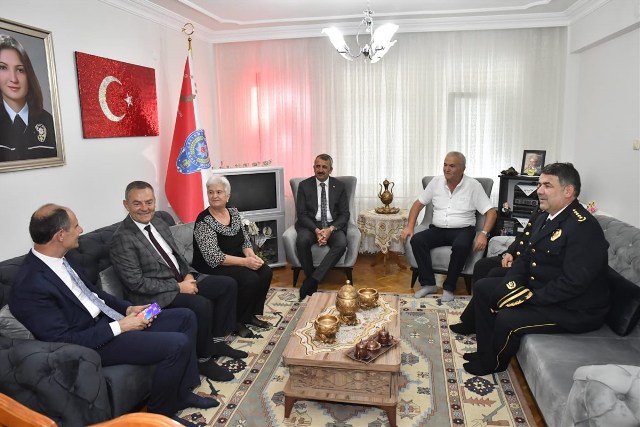 Edirne Valisi Yunus Sezer