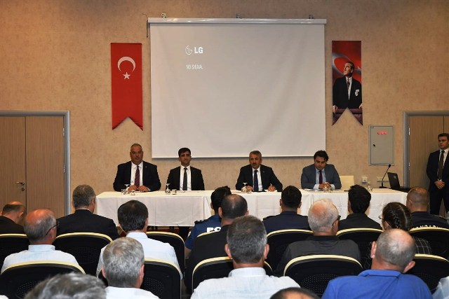 Edirne Valisi Yunus Sezer,