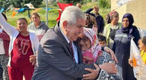 YAŞLILAR GÜNÜNÜ KUTLUYOR, ELLERİNİZDEN ÖPÜYORUM