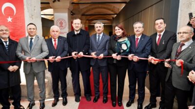 Yıldız Holding’in “Konuşan Yazılar” sergisi Edirnelilerle buluştu