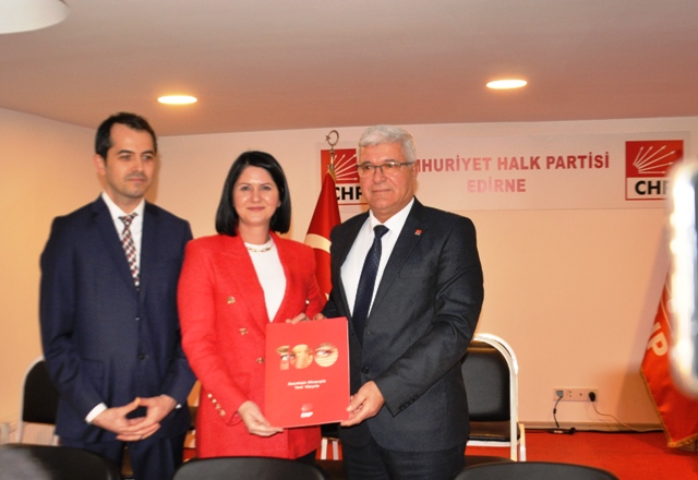 Av. Filiz Gencan Belediye Başkan Aday Adaylığını Açıkladı