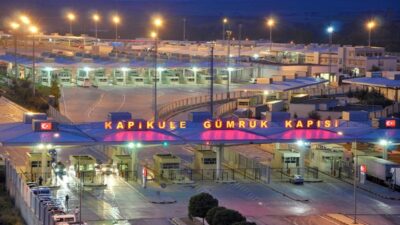 KARA SINIR KAPILARINDA YAYA GEÇİŞ DÖNEMİ BAŞLADI