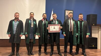 Yeni yılın ilk Avukatı  Genç Hukukçu Batıkan Altunhan Cübbeyi giydi.