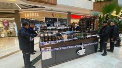 Edirne’de bir AVM içinde faaliyet gösteren kahve satışı yapan dükkân