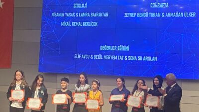 BAHÇEŞEHİR KOLEJİ ÖĞRENCİSİ TÜBİTAK’TA BÖLGE BİRİNCİSİ