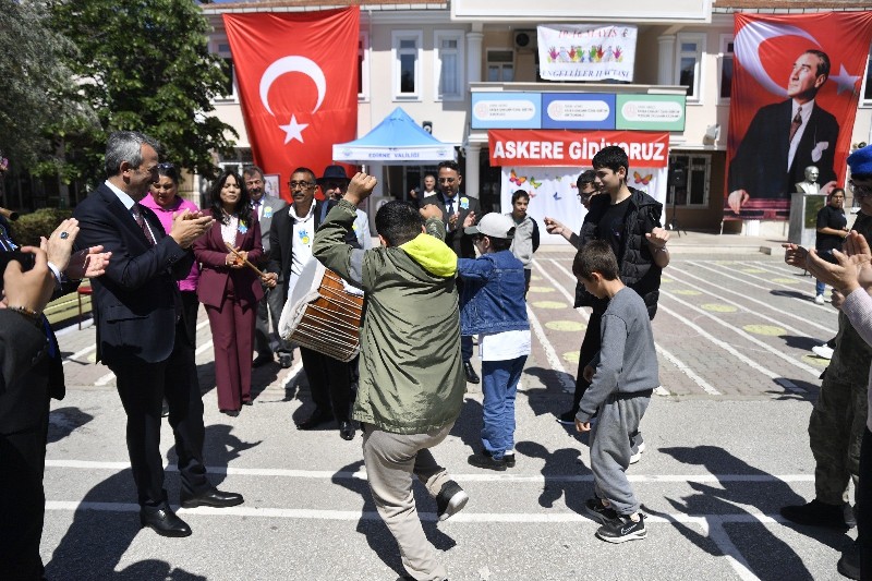 Edirne Valisi Yunus Sezer