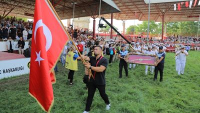 KIRKPINAR YAĞLI GÜREŞLERİ RESMİ AÇILIŞ TÖRENİ GERÇEKLEŞTİRİLDİ