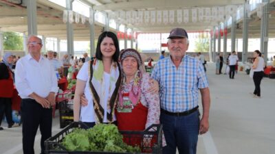 EDİRNE’NİN İLK KADIN BELEDİYE BAŞKANI AV. FİLİZ GENCAN AKIN, ÜRETİCİ KADINLARI ZİYARET ETTİ