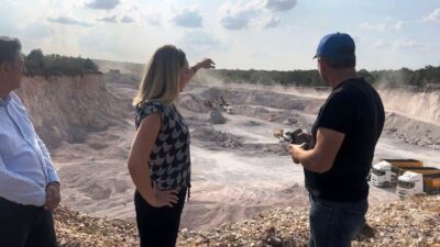 CHP İL Başkanı Harika Taybıllı; “Vaysal Köyü’ndeki taş ocağı telafisi imkansız sonuçlara sebep olacaktır.”