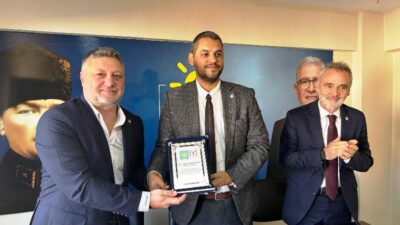 İYİ PARTİ’de Bayrak Değişimi