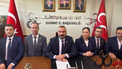 MHP İl Başkanı Emre Tokluoğlu; “MHP dün olduğu gibi bugünde milletinin yanında ve bu vatana düşman olanların tam karşısındadır.”