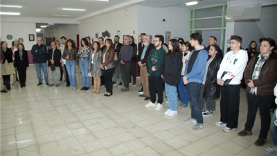 EDEBİYAT FAKÜLTESİNDE SERAMİK SERGİSİ