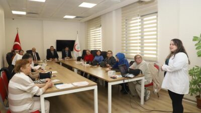 Sağlıklı Yaş Alma ve Sağlıkla Zayıflama Okulu 2025 yılının ilk mezunlarını verdi.