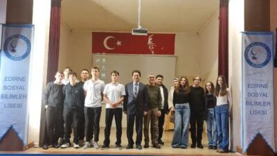 Edirne Sosyal Bilimler Lisesi öğrencileri
