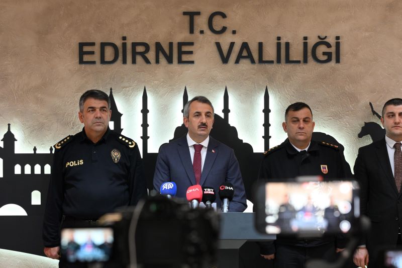 Edirne Valisi Yunus Sezer,