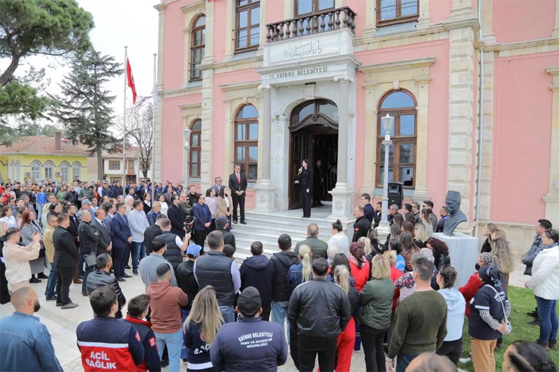 Edirne Belediye Başkanı Av.