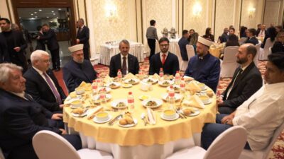 Edirne Valisi Yunus Sezer ve Sofya Büyükelçisi Uyanık, Bulgaristan’da Soydaşlarla İftarda Buluştu