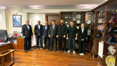 Anahtar Parti Edirne İl Teşkilatı,ETSO Başkanı H. Sezai Irmak’ı Ziyaret Etti