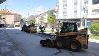 Kıyık Mevkiinde Asfalt Çalışmaları Hız Kesmeden Devam Ediyor