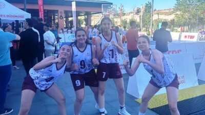 Mektebim Koleji’nden Basketbolda Gururlandıran Başarı – Türkiye 5.’liği Geldi!