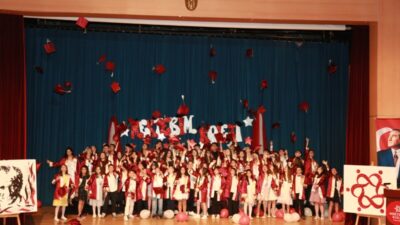 Edirne Mektebim Koleji’nde Mezuniyet Coşkusu