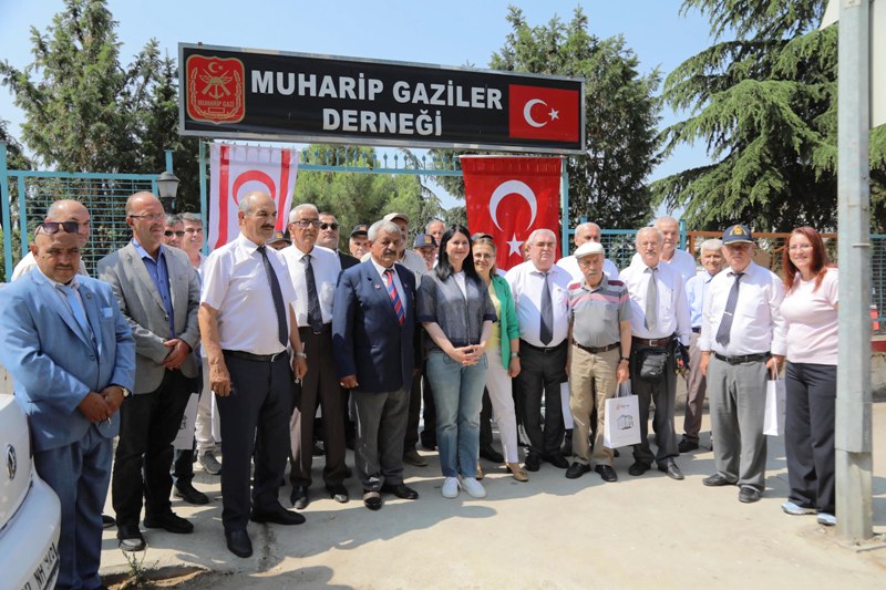 Edirne Belediye Başkanı Av.