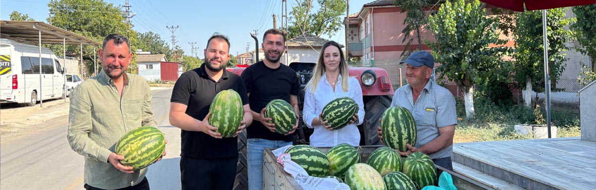Edirne’nin Üyüklütatar köyünde çiftçilerle bir
