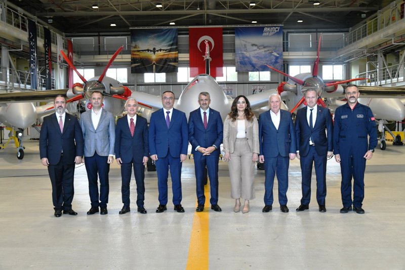 Trakya Valileri ve ETSO Başkanı BAYKAR’ı Ziyaret Etti:Savunma Sanayinde İş Birliği ve Bölgesel Kalkınma Görüşüldü