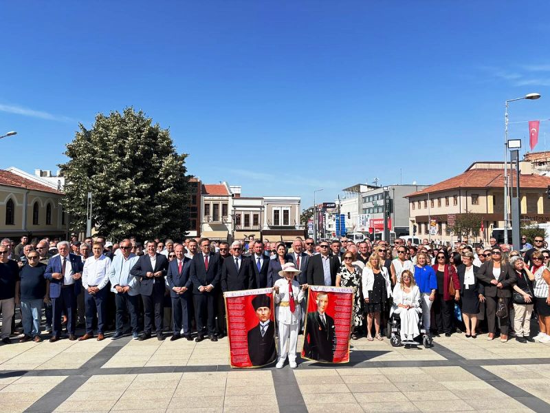 Yaşasın Cumhuriyet!” Yaşasın kuruluşun