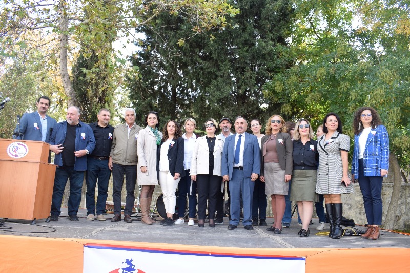 80.Yıl Cumhuriyet Anadolu Lisesi Mezunlar Günü Yoğun Katılımla Gerçekleşti Edirne 80. Yıl Cumhuriyet