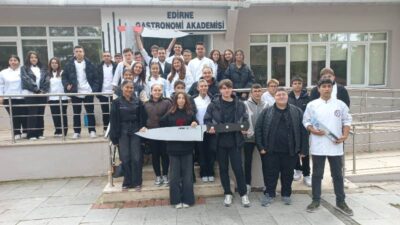 Edirne’de Aşçılık Öğrencilerine “Profesyonel Bıçak Kullanımı” Eğitimi Edirne Valiliği himayesinde bulunan Edirne