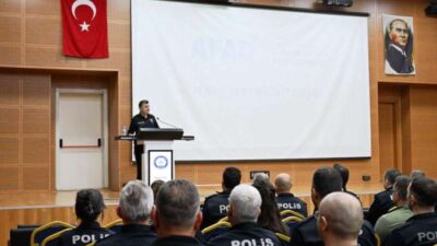 Emniyet Personeline “Temel Afet Bilinci” Eğitimi Verildi Edirne Emniyetinden Afet Bilinci Eğitimi: