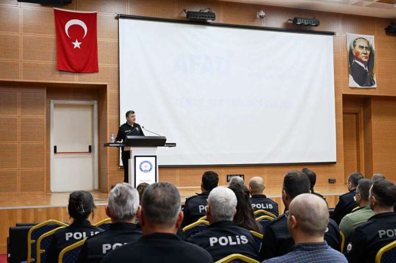 Edirne Emniyetinden Afet Bilinci