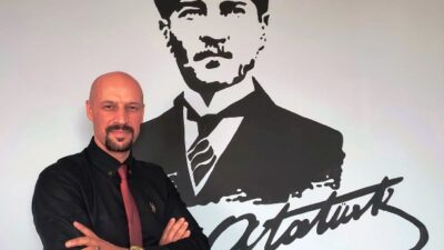 CUMHURİYET, EDİRNE’NİN KALBİNDE YAŞAYAN EN BÜYÜK DEĞERİMİZDİR! 🇹🇷Orhan Özger: “Cumhuriyet, bir milletin kaderini yeniden yazma iradesidir.” Cumhuriyetimizin 102. yılı tüm yurtta