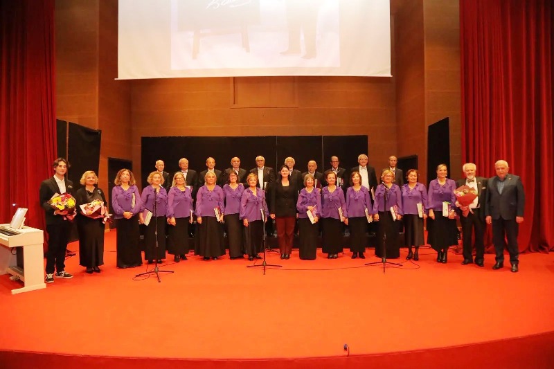 24 KASIM ÖĞRETMENLER GÜNÜ KONSERİ BÜYÜK BEĞENİ TOPLADI