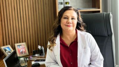 Nöroloji Uzmanı Dr. İlkay Uzunca30 yıllık deneyimini kendi kliniğine taşıdı