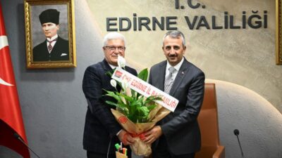 Sezer, CHP yönetimiyle bir araya geldi