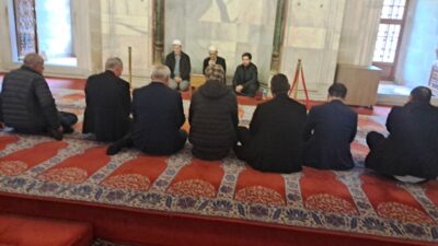 İYİ PARTİ’DEN ANLAMLI 10 KASIM ANMASI