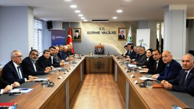 Yerel Kalkınma Hamlesi” Toplantısı Edirne Valisi Yunus Sezer Başkanlığında Gerçekleştirildi
