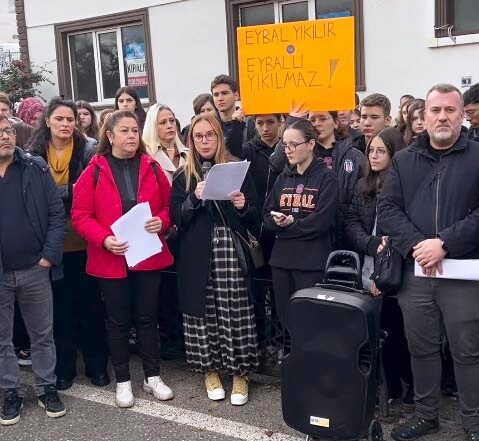 Edirne’de Velilerden “Güvenli Okul” İsyanı..! “Çocuklarımızı Daha Sağlam Bir Binaya Taşıyın!”