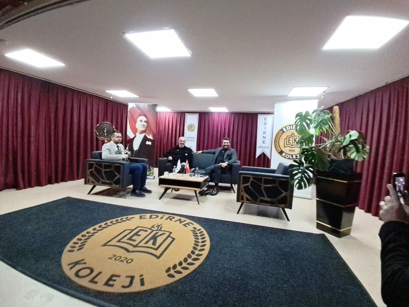 Erbakan Malkoç, Özel Edirne Koleji’nin Kariyer Günleri’nde Öğrencilerle Buluştu