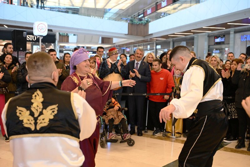 Özel Çocuklarımızdan Anlamlı Sergi: El Emeği Göz Nuru Eserler Büyük Beğeni Topladı