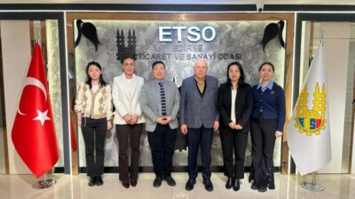 Çin Halk Cumhuriyeti Ankara Büyükelçiliği Siyasi Müsteşarı Xinyi Qian, Üçüncü