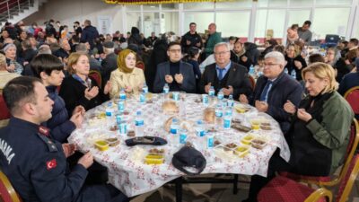 Süloğlu Kaymakamlığı ve Belediye Başkanlığının düzenlediği Geleneksel Büyük Süloğlu İftarı