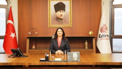 Edirne Belediye Başkanı Filiz Gencan, belediye seçimlerinde kadınlara seçme ve