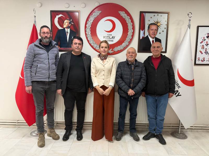 Trakya Gazeteciler Derneği (TGD) Başkanı Orhan Doğan ve beraberindeki yönetim